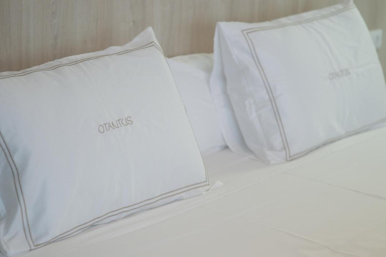 Otantus Hotel Muros Exteriör bild