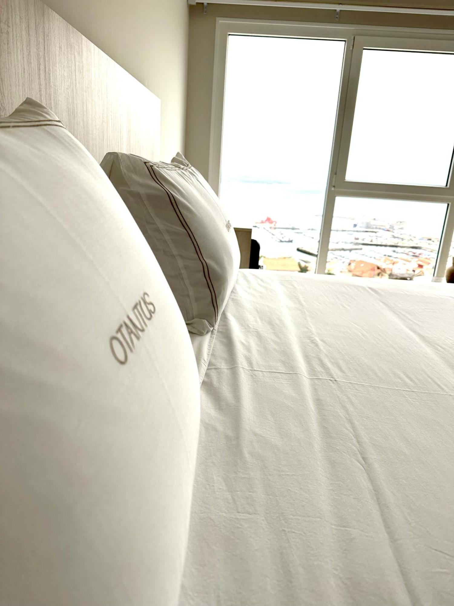Otantus Hotel Muros Exteriör bild